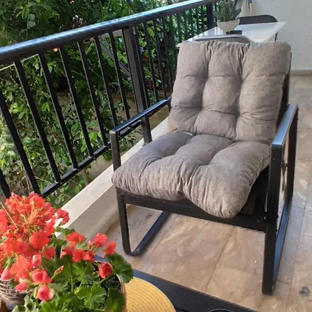 Litsa Panos Cozy Potidea