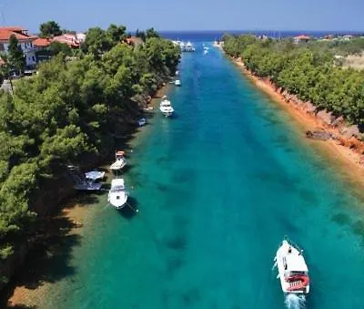 Litsa Panos Cozy Potidea 公寓